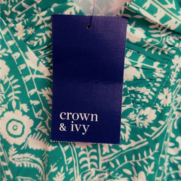 Crown & Ivy Women’s Long Sleeve Top ￼ - Picture 6 of 7